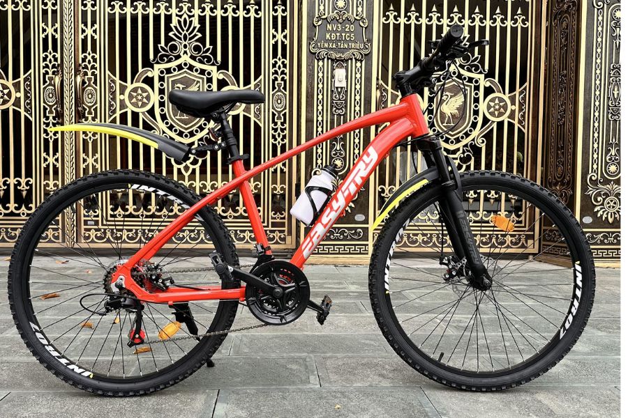 Xe đạp địa hình Easy Try - 21 tốc độ, phuộc nhún, bạc đạn, phanh đĩa 9 Xe đạp Easy Try khung nhôm màu đỏ