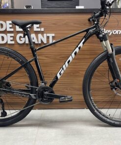 xe đạp địa hình Giant XTC 800 bản 2024 (loại bánh 27,5 và 29 inch) giảm giá 25 Xe đạp địa Hình Giant Xtc 800 Bản 2024 Màu đen ảnh Thật