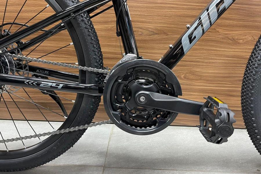 Xe đạp địa hình Giant ATX 24 D1 bản 2025 giảm giá 600K + KM 17 Củ đề Xe đạp giant ATX 24 D1 bản 2025