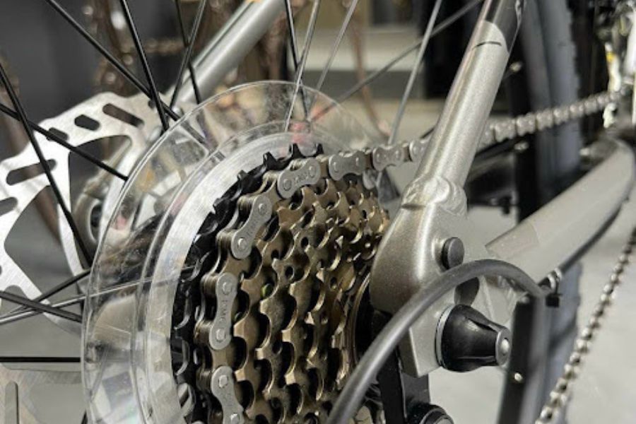 Xe đạp địa hình Giant ATX 660 bản 2025 giảm giá 1,4 triệu 33 Líp xe đạp Giant ATX 660 bản 2025