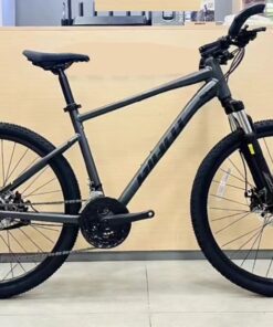 Xe đạp địa hình Giant ATX 620 bản 2025 giảm giá + KM 24 Xe đạp địa hình Giant ATX 620 bản 2025 màu đen