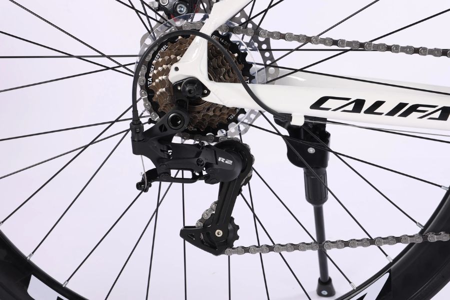 Xe đạp đua Califa CR300 giảm giá 290K + quà tặng 23 Củ đề Và Líp Xe đạp đua Califa Cr300