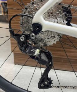 Củ đề Sau Và Líp Xe đạp Giant Tcr Adv 2-kom Bản 2025