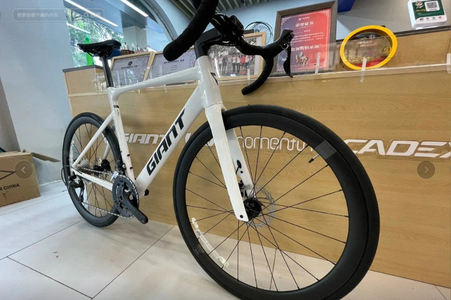 Xe đạp đua Giant Pcr Ltd 1 bản 2025 giảm hơn 2 triệu 54 Xe đạp đua Giant Pcr Ltd 1 Bản 2025 ảnh Thật 1