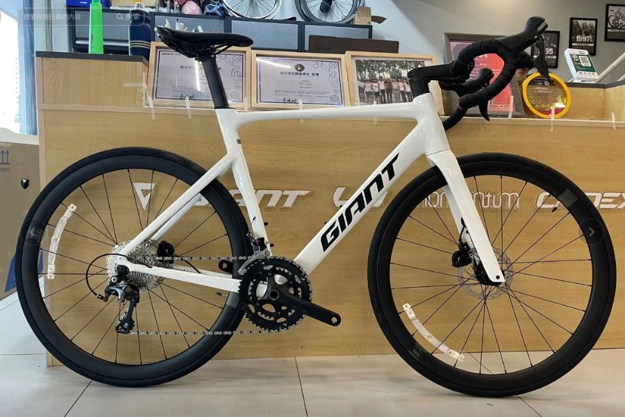 Xe đạp đua Giant Pcr Ltd 1 bản 2025 giảm hơn 2 triệu 48 Xe đạp đua Giant Pcr Ltd 1 Bản 2025 Màu Trắng