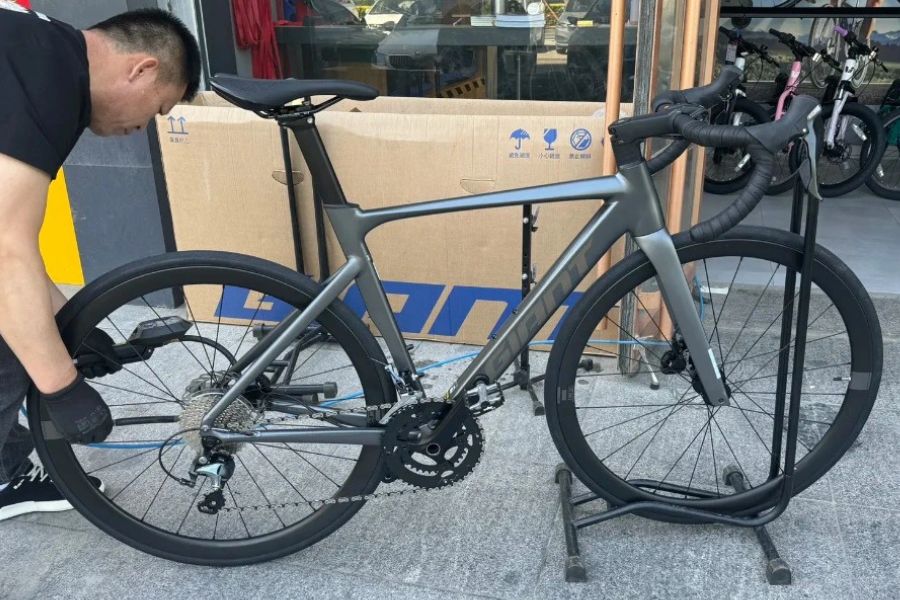 Xe đạp đua Giant Pcr Ltd 1 bản 2025 giảm hơn 2 triệu 47 Xe đạp đua Giant Pcr Ltd 1 Bản 2025 Màu Xám