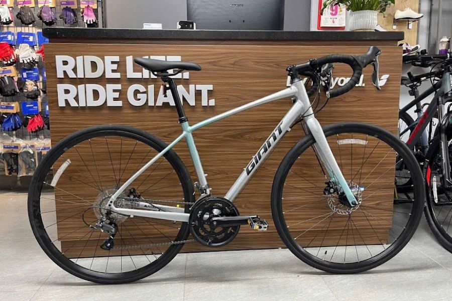 Xe đạp đua Giant Speeder-D1 bản 2025 giá tốt + kèm Km 21 Xe đạp đua Giant Speeder D1 Bản 2025 Màu Bạc Xanh