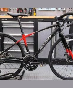 Xe đạp đua Giant Speeder-D1 bản 2025 giá tốt + kèm Km 15 Xe đạp đua Giant Speeder D1 Bản 2025 Màu đen đỏ