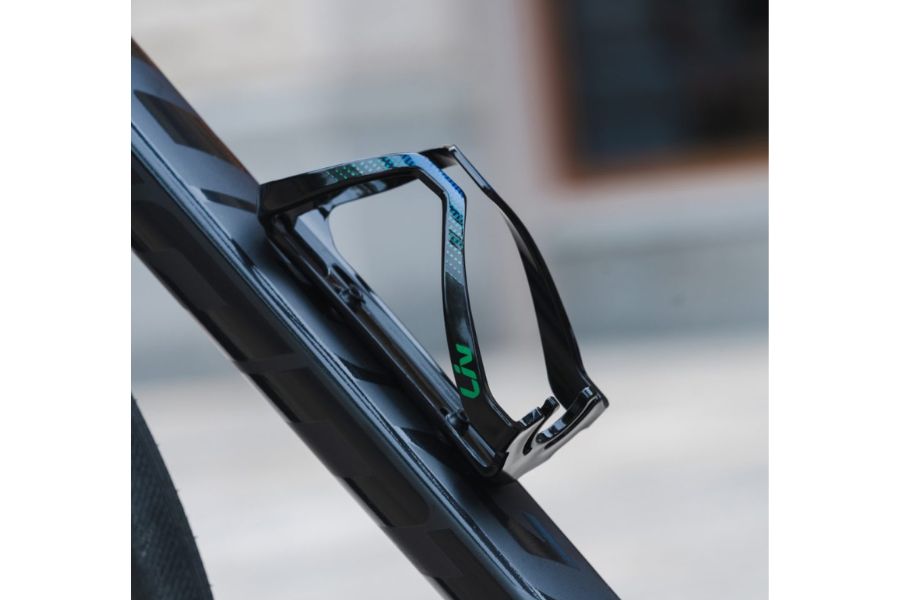 Giá bình nước xe đạp LIV-MELODY hàng chính hãng 11 Ảnh Thật Giá Bình Nước Xe đạp Liv Melody Màu đen