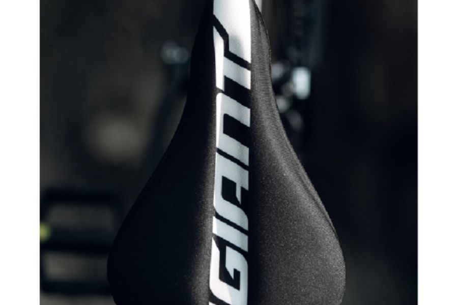 Bọc yên Giant Protect (nhỏ) đang giảm giá! 16 BỌc YÊn Giant Protect (nhỎ) MÀu Đen