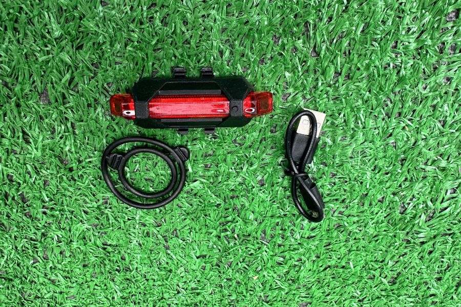 Đèn led hậu FF138 16 Đèn Led Hậu Ff138 ảnh 2