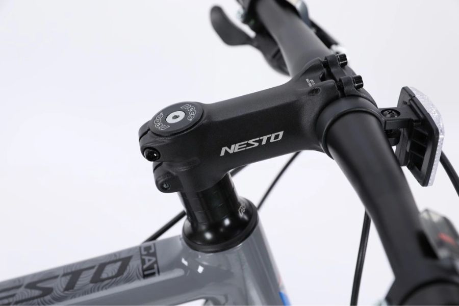 Xe đạp thành phố (touring) Nesto Cat giảm giá 800K 46 Ghi đông Xe đạp Touring Nesto Cat