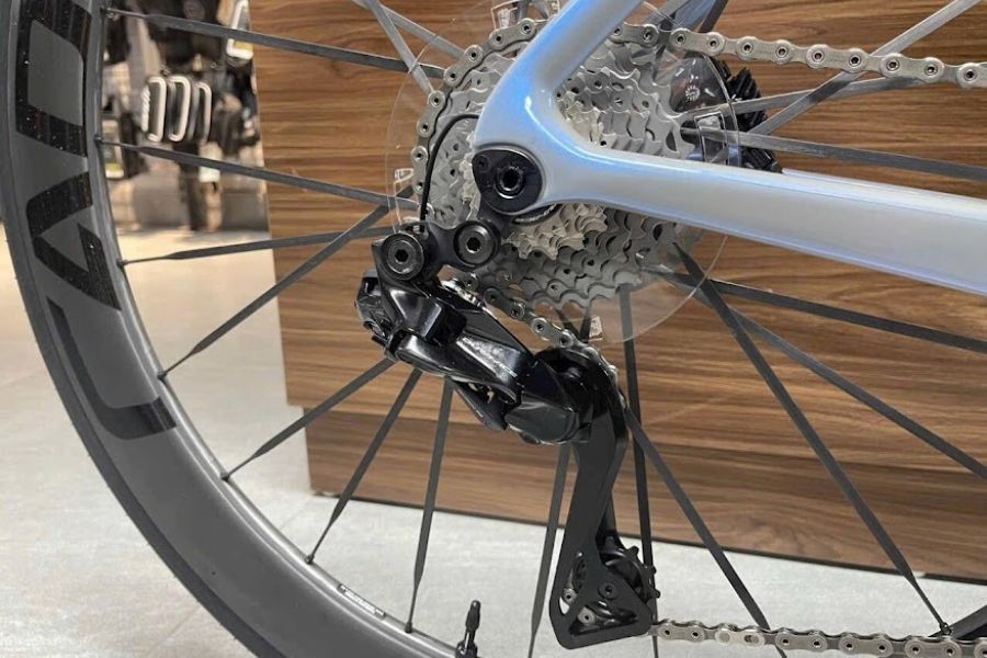 Xe đạp đua Giant Propel Adv SL 0 bản 2024 giảm giá + KM có trả góp 27 Líp Và Củ đề Sau Xe đạp đua Giant Propel Adv Sl 0 Bản 2024