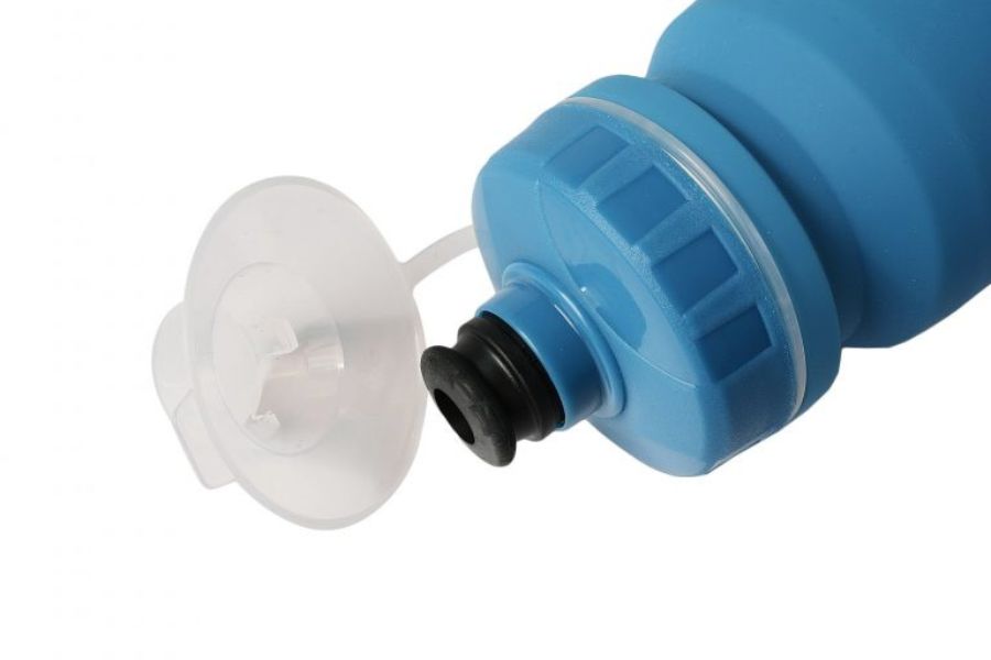 Bình nước xe đạp GIANT SƠN NHÁM 600CC đang khuyến mãi 4 Phần đầu Bình Nước Xe đạp Giant SƠn NhÁm 600cc