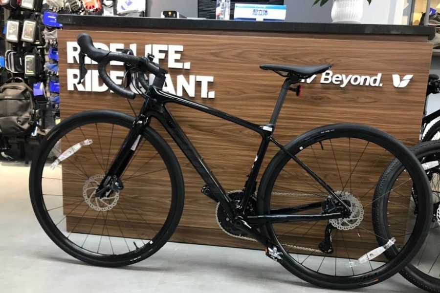 Xe đạp đua Giant Defy Adv 1 bản 2022 giảm 4M 24 Xe đạp đua Giant Defy Adv 1 Bản 2022 Màu đen