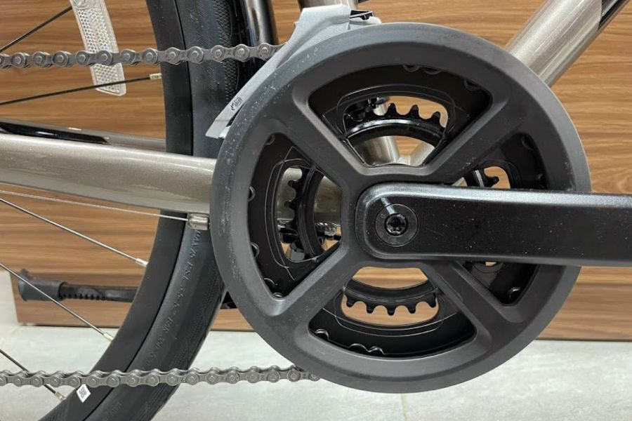 Xe đạp đường phố (Touring) Giant Escape 2 City D bản 2024 giảm giá 1M 35 Đùi đĩa Và Củ đề Trước Xe đạp đường Phố (touring) Giant Escape 2 City D Bản 2024