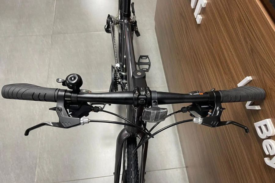 Xe đạp đường phố (Touring) Giant Escape 2 bản 2024 giảm giá 800K 22 Tay Lái Xe đạp đường Phố (touring) Giant Escape 2 Bản 2024