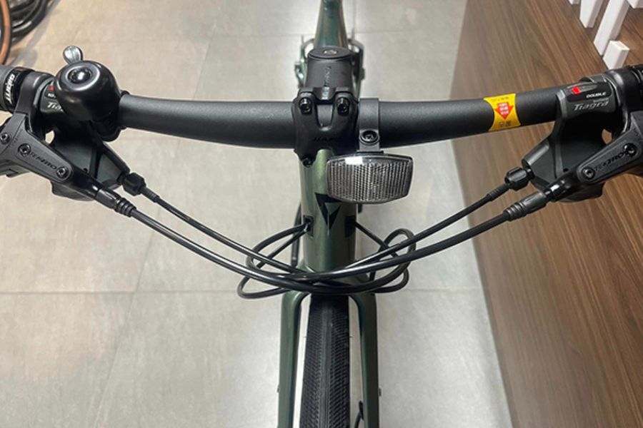 Xe đạp đường phố (Touring) Giant FastRoad AR ADV 2 bản 2023 giảm giá tốt 2M 28 Tay Lái Xe đạp đường Phố (touring) Giant Fastroad Ar Adv 2 Bản 2023