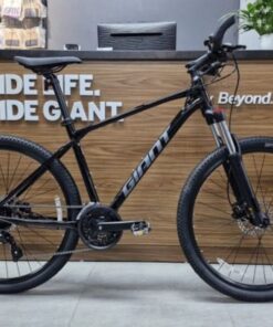 Xe đạp địa hình Giant ATX 810 bản 2025 bánh 27,5inch và 29inch 26 Xe đạp địa Hình Giant Atx 810 Bản 2025 Màu đen