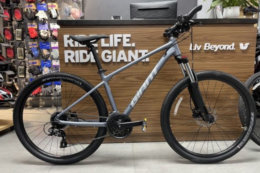 Xe đạp địa hình Giant ATX 810 bản 2025 bánh 27,5inch và 29inch 35 Xe đạp địa Hình Giant Atx 810 Bản 2025 Màu Ghi