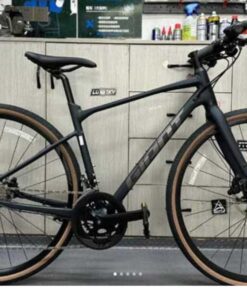 Xe đạp đường phố (Touring) Giant Revolf F2 bản 2025 giảm giá 2M 14 Xe đạp đường Phố (touring) Giant Revolt F3 Bản 2025 Màu đen