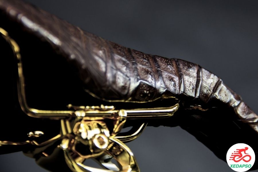 Xe đạp đắt nhất thế giới 1 triệu Đô La - "The Beverly Hills Edition" 31 Yên Da Cá Sấu