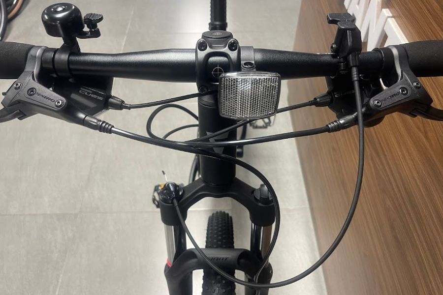 Xe đạp địa hình Giant ATX 860 bản 2024 KM + giảm giá 550K 33 Phần Xe đạp địa Hình Giant Atx 860 Bản 2024