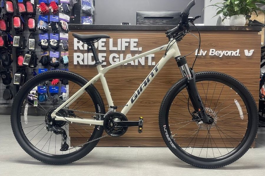 Xe đạp địa hình Giant ATX 860 bản 2024 KM + giảm giá 550K 31 Xe đạp địa Hình Giant Atx 860 Bản 2024 Màu Trắng