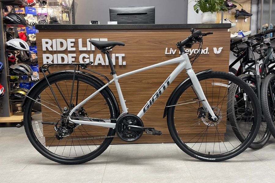 Xe đạp đường phố (Touring) Giant Escape 2 City bản 2024 giảm giá 1M 11 Xe đạp đường Phố (touring) Giant Escape 2 City Bản 2024 Màu Trắng