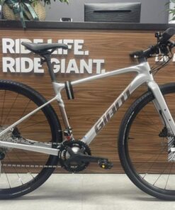 Xe đạp đường Phố (touring) Giant Fastroad Ar Adv 1 Bản 2023