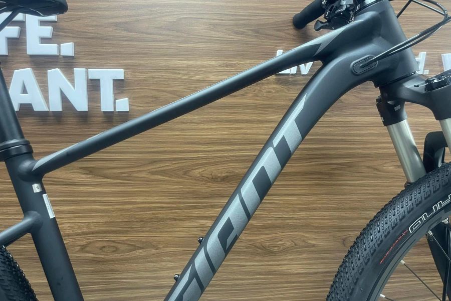 Xe đạp địa hình Giant XTC Classic bản 2023 giảm giá 2,5M 28 Khung Xe đạp địa Hình Giant Xtc Classic Bản 2023