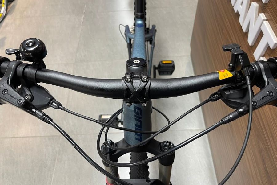 Xe đạp địa hình Giant XTC 820 bản 2023 (27,5 và 29inch) giảm giá 3M 33 Tay Lái Xe đạp địa Hình Giant Xtc 820 Bản 2023