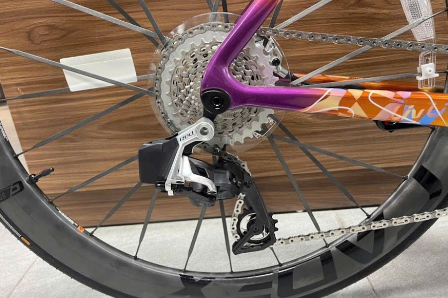 Xe đạp đua nữ Liv Enviliv Adv SL-Team bản 2025 giảm giá + KM 31 Líp Và Củ đề Sau Sram Xe đạp đua Nữ Liv Enviliv Adv Sl-team Bản 2025