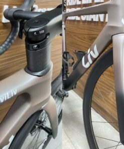 Xe đạp đua nữ Liv Enviliv Adv 3 bản 2025 giảm giá + quà tặng 26 Phuộc Và Cổ Lái Xe đạp đua Nữ Liv Enviliv Adv 3 Bản 2025