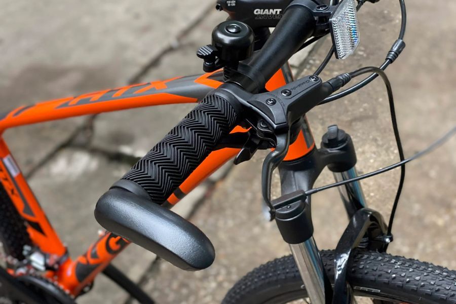 Xe đạp địa hình Giant ATX 830 bản 2020 42 Tay đề Và Tay Phanh Xe đạp địa Hình Giant Atx 830 Bản 2020