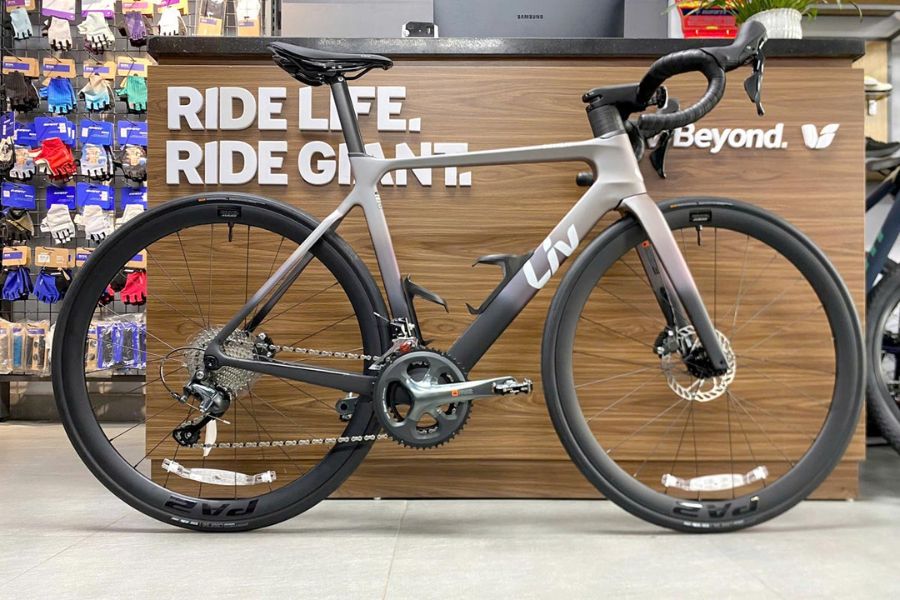 Xe đạp đua nữ Liv Enviliv Adv 3 bản 2025 giảm giá + quà tặng 31 Xe đạp đua Nữ Liv Enviliv Adv 3 Bản 2025 Màu Ghi