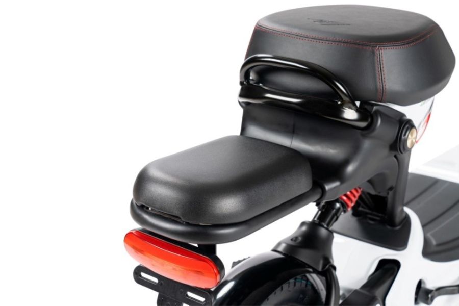 Xe đạp điện Giant L-GB133 56 Yên Sau Xe điện Giant L-gb133