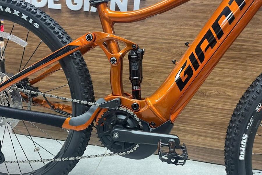 xe đạp điện Giant Stance E+ 2 22 đùi đĩa Xe điện Giant Stance E 2