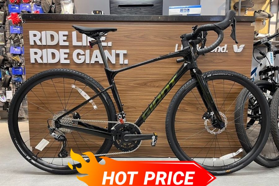 Xe đạp đua Giant Revolt Adv 2 bản 2022 giảm giá 19M 33 Xe đạp đua Giant Revolt Adv 2 Bản 2022 Màu đen Xanh Lá