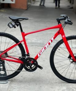Xe đạp đường Phố Giant Revolt F2 Bản 2022