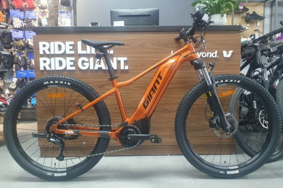 Xe đạp điện trợ lực Giant Fathom E+ 2 bản 2023 28 Xe điện Trợ Lực Giant Fathom E+2 Bản 2023 Màu Cam