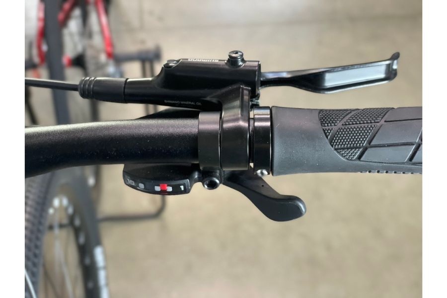 Xe đạp địa hình mtb Dtfly x8 43 Tay đề Xe đạp địa Hình Mtb Dtfly X8