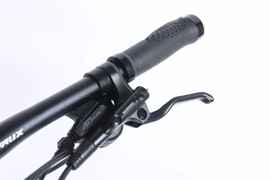 Xe đạp địa hình Chevaux Nikko đang tặng quà 39 Tay Phanh Xe đạp địa Hình Chevaux Nikko