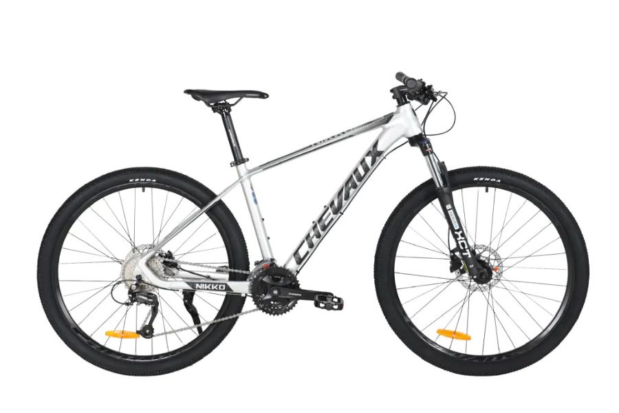 Xe đạp địa hình Chevaux Nikko đang tặng quà 36 Xe đạp địa Hình Chevaux Nikko Màu Trắng