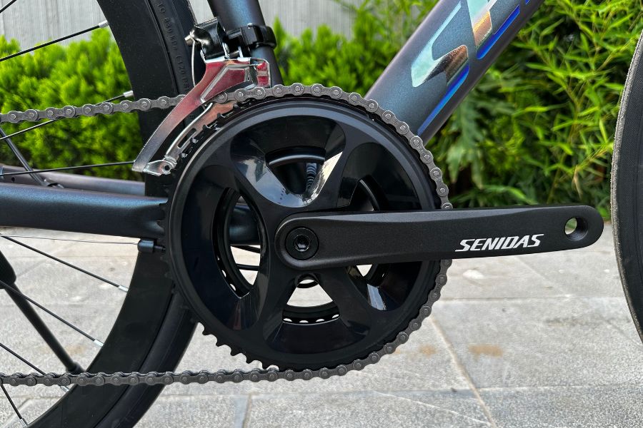 Xe đạp đua Senidas RS350 khung nhôm, tay đề lắc, cối nổ siêu to 65 Đùi đĩa Xe đạp đua Senidas Rs350